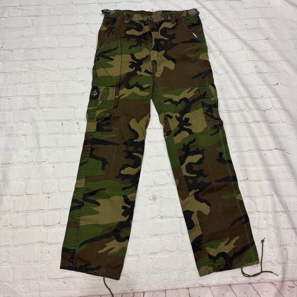 Other - Military uniform Men's Camouflage Cargo Pants Size Medium GuC Vintage 90s issue